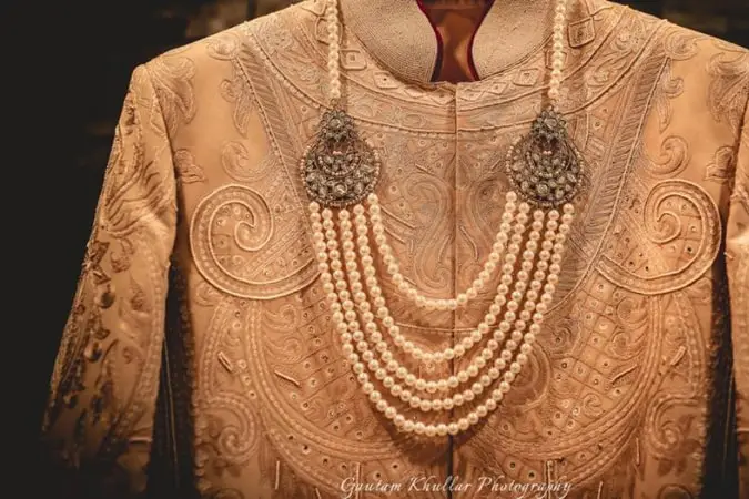 Mens necklace on on sale sherwani