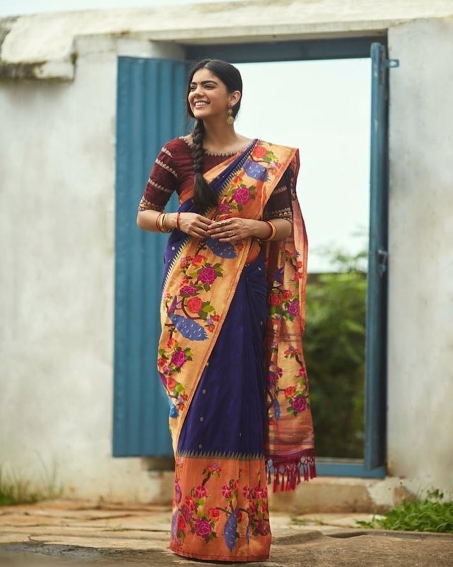 DIFFERENT TYPES OF MAHARASHTRIAN SAREES - Fabfunda