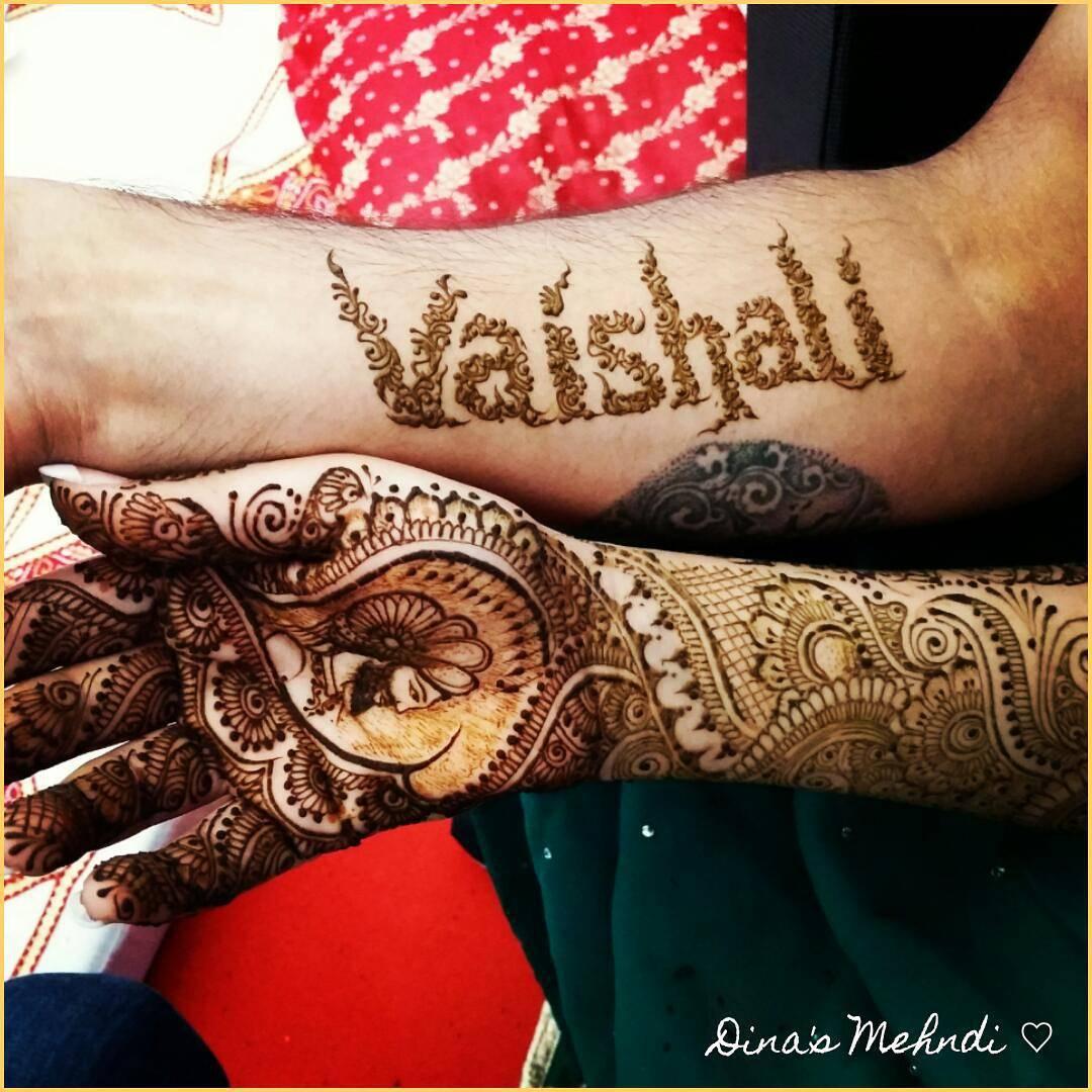 Simple Mehndi Design With Husband Name