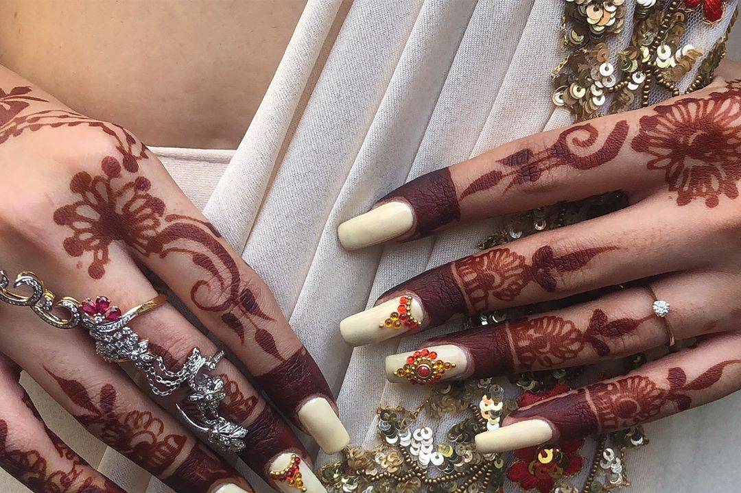 Indian bridal nailart - requested - YouTube
