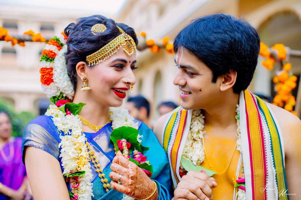 Best Indian Wedding Photography Poses to Try for Your Wedding - The Wedding  Inc