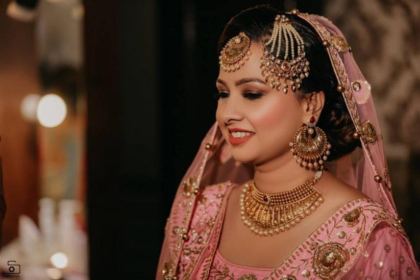 Traditional punjabi bridal deals jewellery