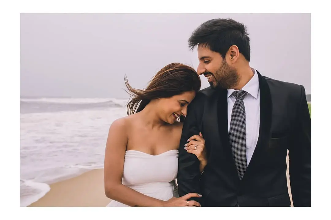 Top 15 Stunning Poses For Pre Wedding Photoshoot Ideas-sonthuy.vn