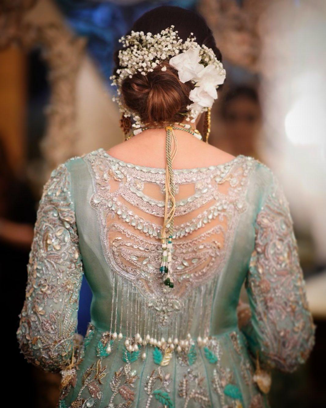 42 Best Bridal Hairstyles To Match With Sarees: From Braided Bun To Dreamy  Waves