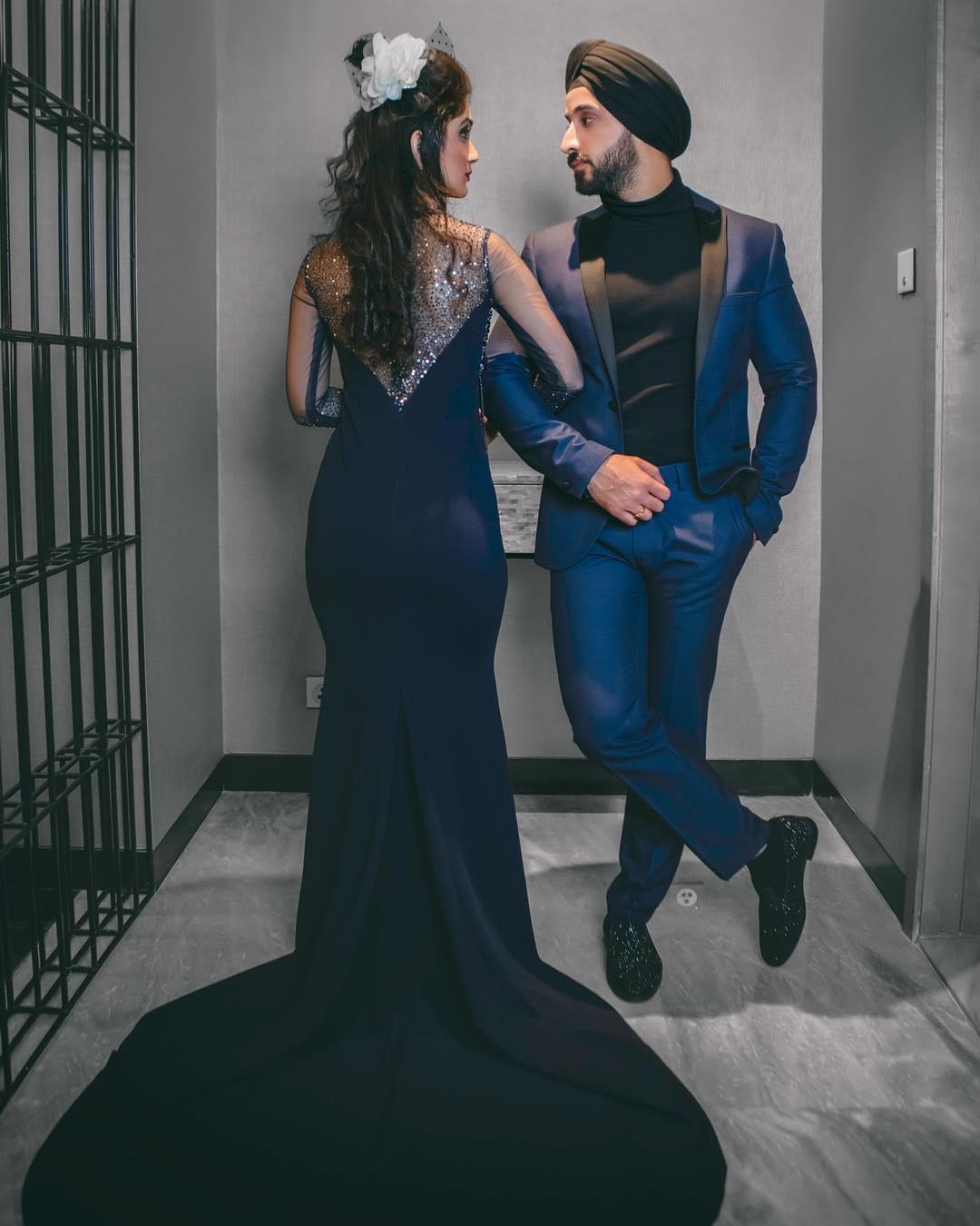 What kind of dressing should woman opt for a cocktail party? - Quora