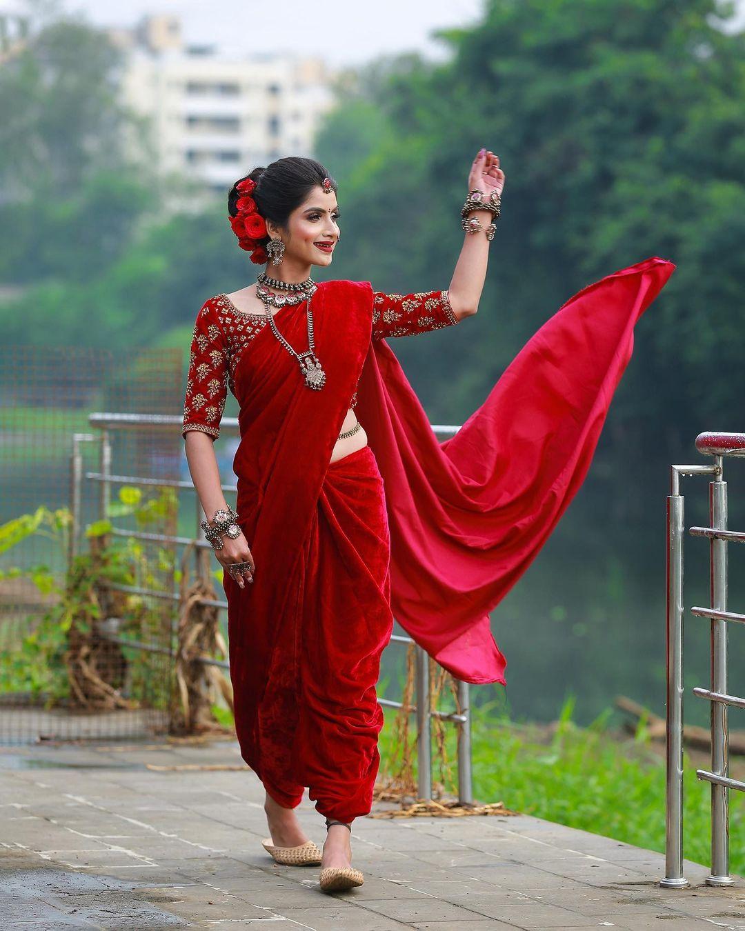 Marathi traditional clearance look in saree