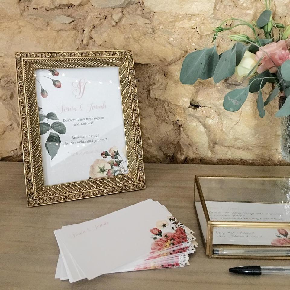 Penning Wedding Messages to The Married Couple - Here's How You Do It ...