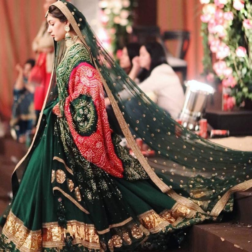 Pin by Shreya Dayal on engagement dress | Stylish dress designs, Beautiful pakistani  dresses, Pakistani fancy dresses