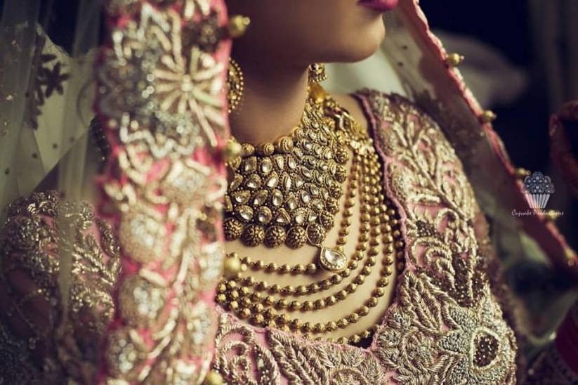 Take a Look at These 6 Bridal Jewellery Sets with Price