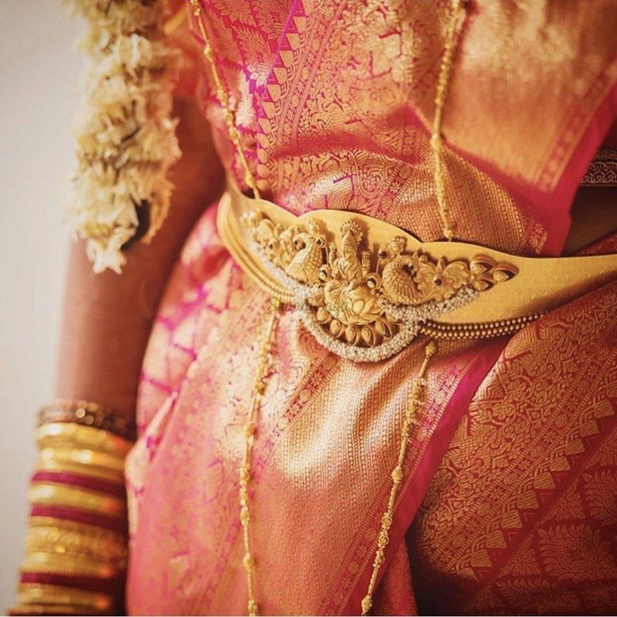 Saree belt / hipchain - Gold (thin) – Yajnaseni