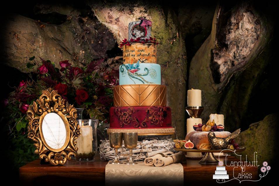 21 Beautiful Black Wedding Cakes for the Nontraditional Couple