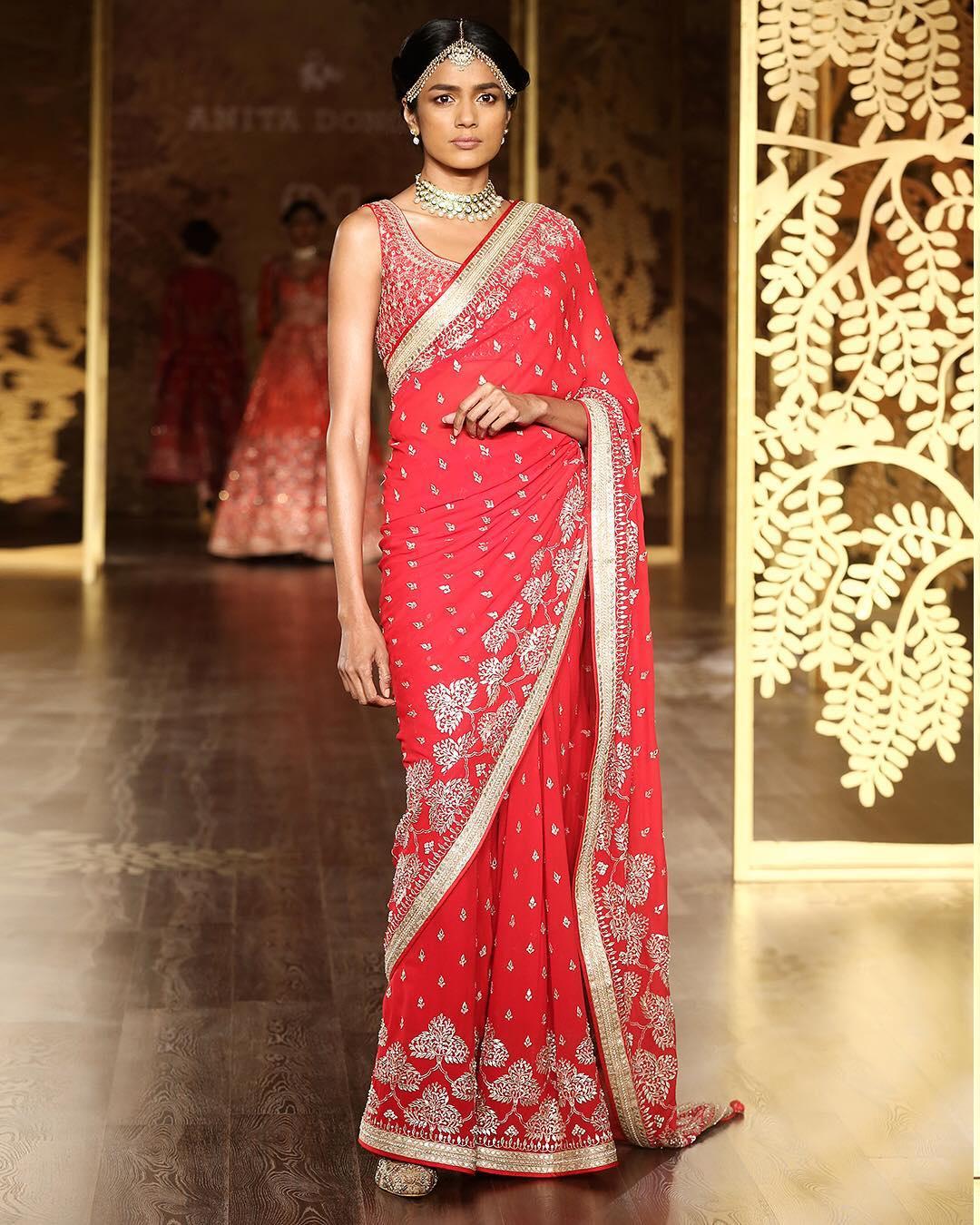 Red Designer Saree for Wedding, SABYASACHI Wedding Saree With Blouse, Red Wedding  Saree With Golden Border -  Finland