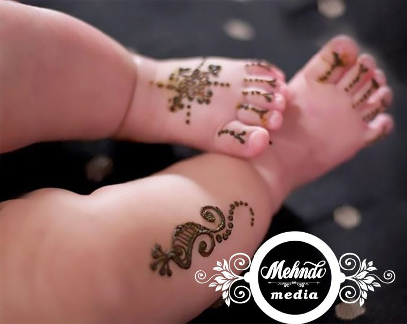 29 Easy Mehndi Designs For Kids That Melt Hearts