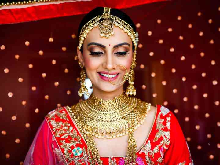 Real Brides That Donned Stunning Gold Jewellery For Their Big Day! -  WedMeGood