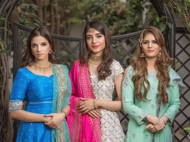 punjabi dress neck