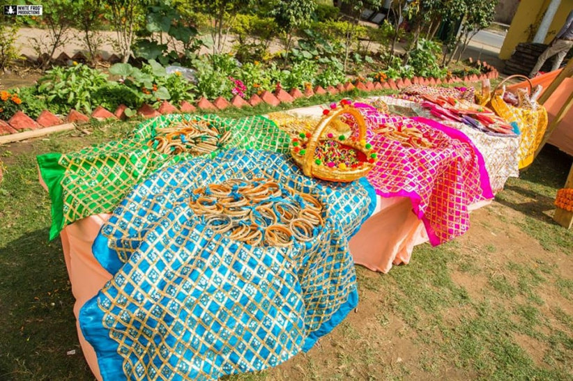 6 How To Use Old Bangles For Decoration Ideas For Your Home