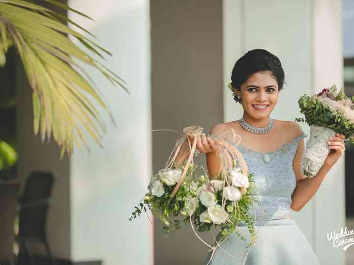 8 Wonderful Ways Wedding Flowers Indeed Add To The Joy, Charm & Cheer For Your Special Day