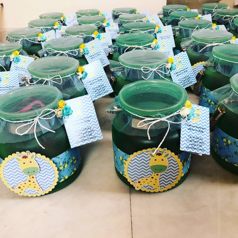 Check Out These Remarkably Artistic Wedding Packing Ideas Which