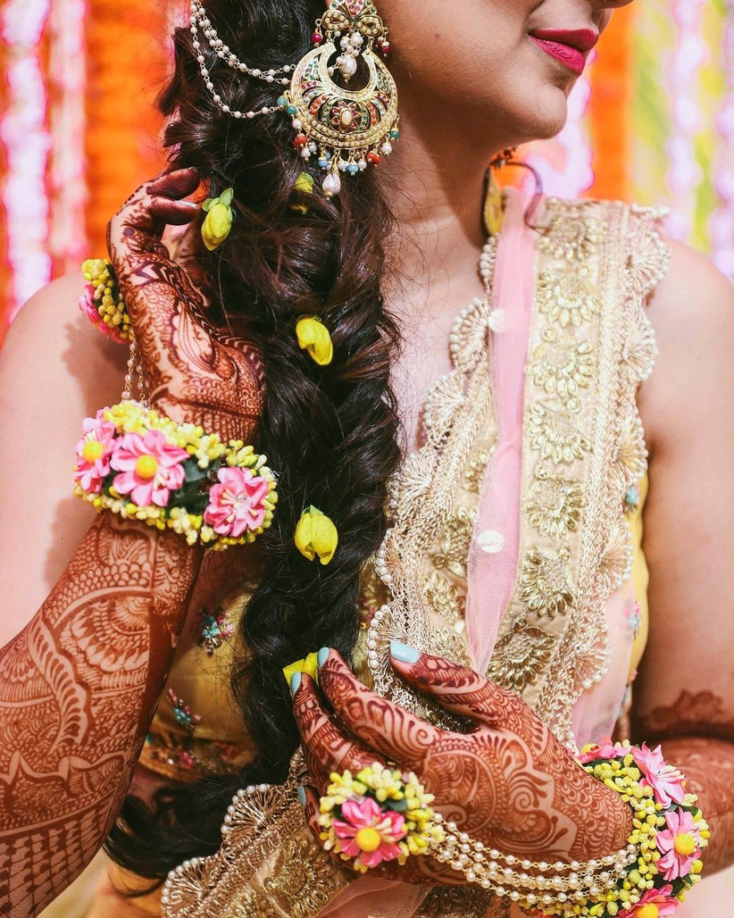 6 Cult Indian Ladies Hair Style To Get Into Bride Mode