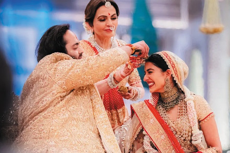  Inside Anant Ambani and Radhika Merchant’s Wedding Celebrations