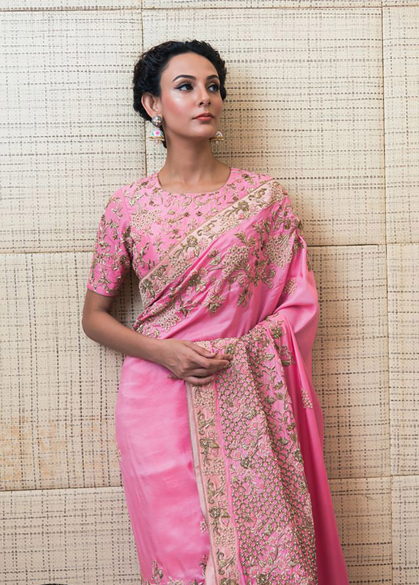 Drape Elegance! 6 Real Brides Rocking The Bengali Saree Look, And