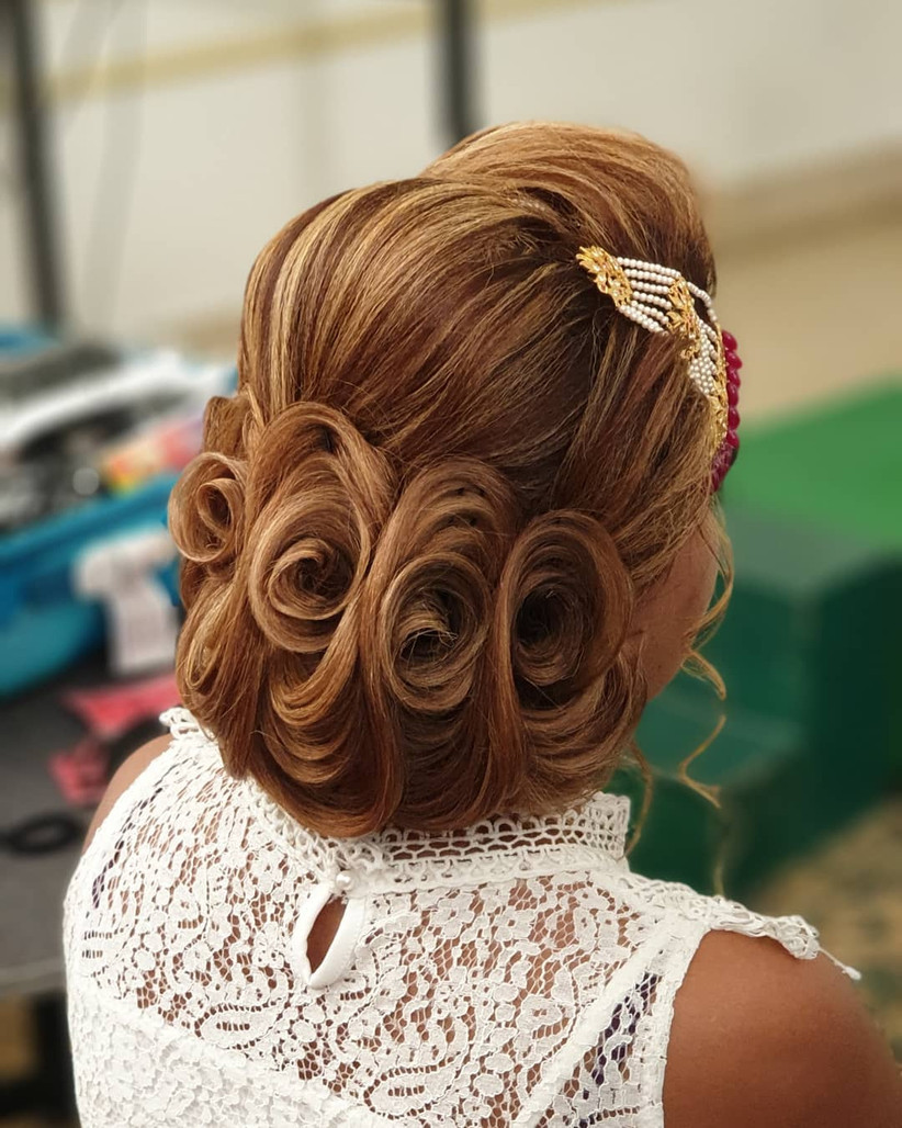 6 Hair Bun Styles To Jazz Up A Bridesmaid S Hairstyle Right