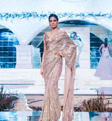 11 Modern Saree Designs That Must Make It to Your Trousseau