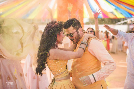 10 Evergreen Holi Songs to Have a Euphoric Celebration as Newlyweds