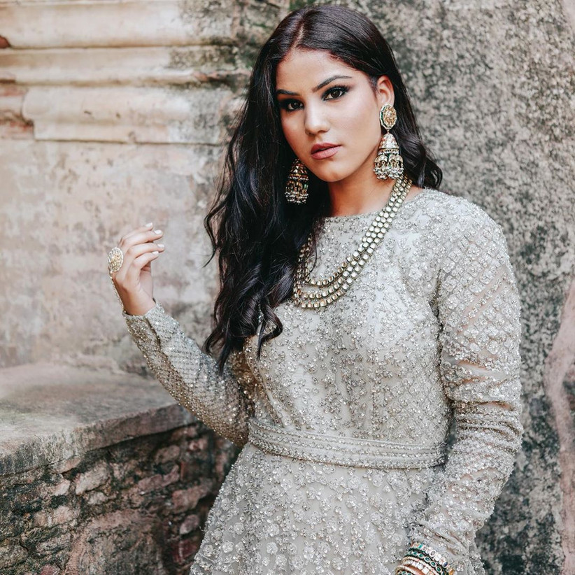 This 10 Photoshoot Clothing Ideas The Bride Must Consider Before Her D Day Newphotoshootposeforgirls #intragramphotosideasforgirls #photoshoot poses ideas new photography pose for girls. this 10 photoshoot clothing ideas the