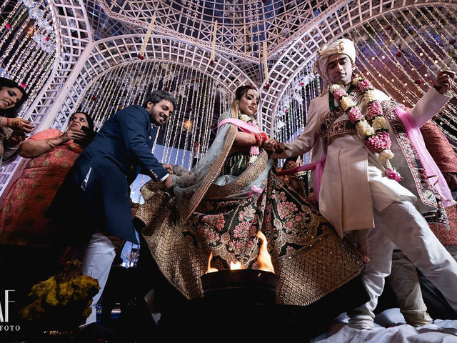 >Recreate These Brother And Sister Photos At Your Own Wedding