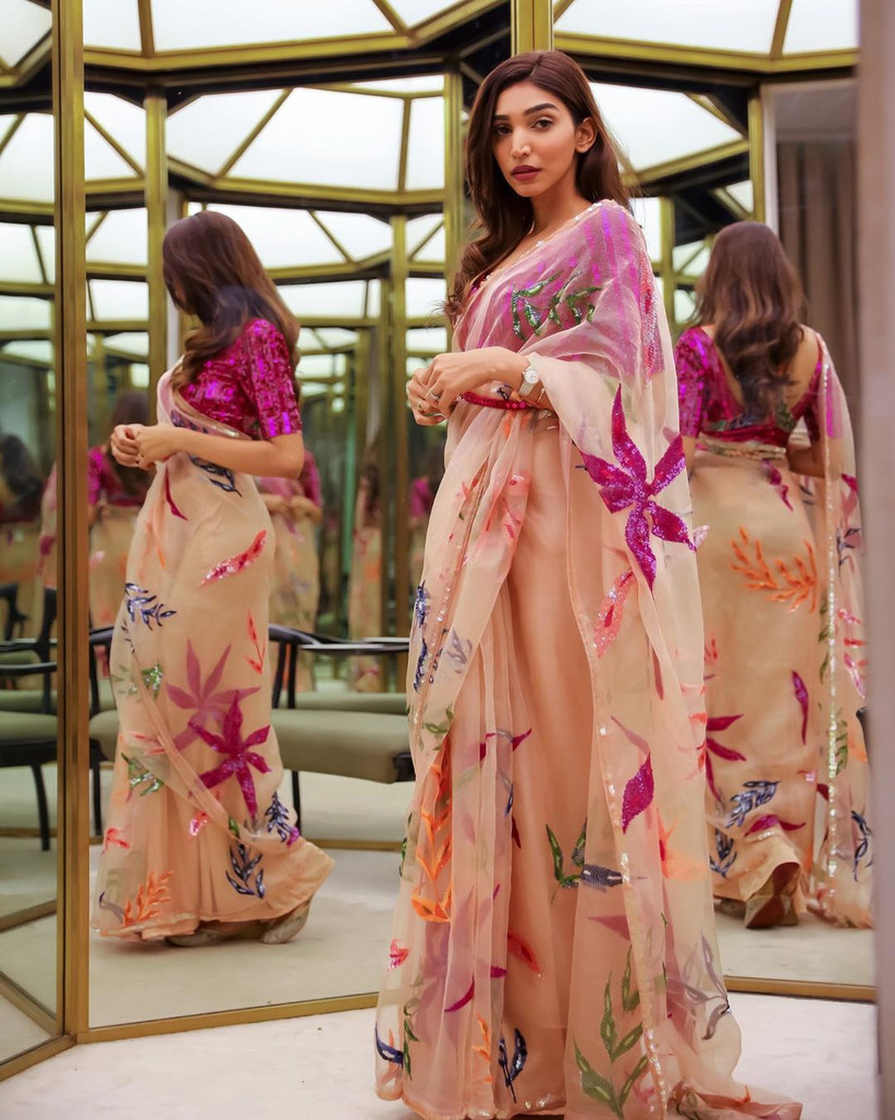 organza-saree-mahima-mahajan-juhi-godamb