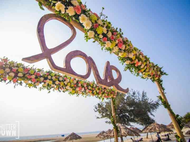 10 Quirky Wedding Poster Ideas For Some Unique Wedding Decor