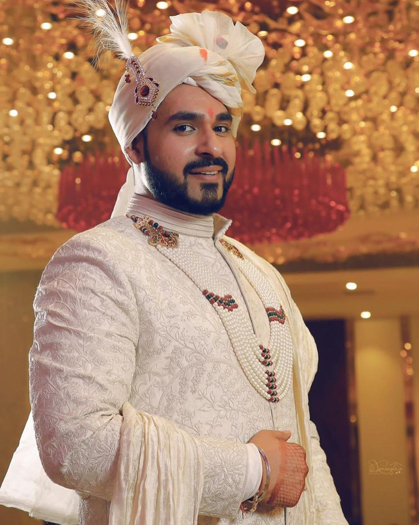 indian wedding dress for fat groom