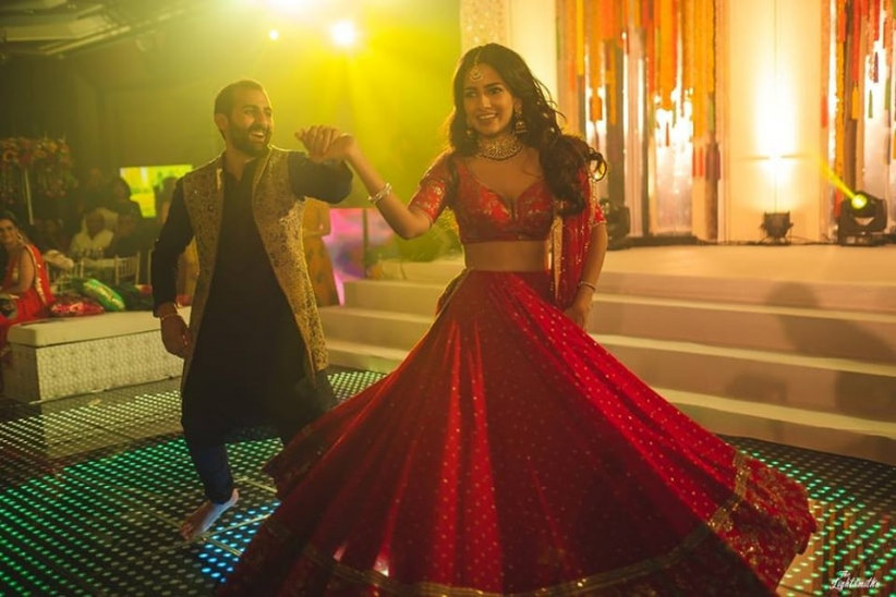 Plain red wedding lehenga online