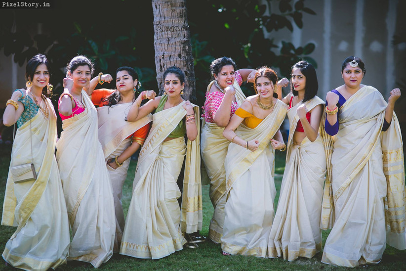 Indian Wedding Poses That Scream Bridesmaids Groomsmen Only Check Out For Some Inspiration