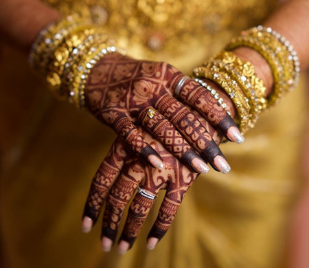 250+ Traditional and Modern Mehndi Designs For Brides and Bridesmaids 