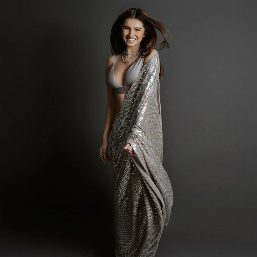 sexy saree outfit