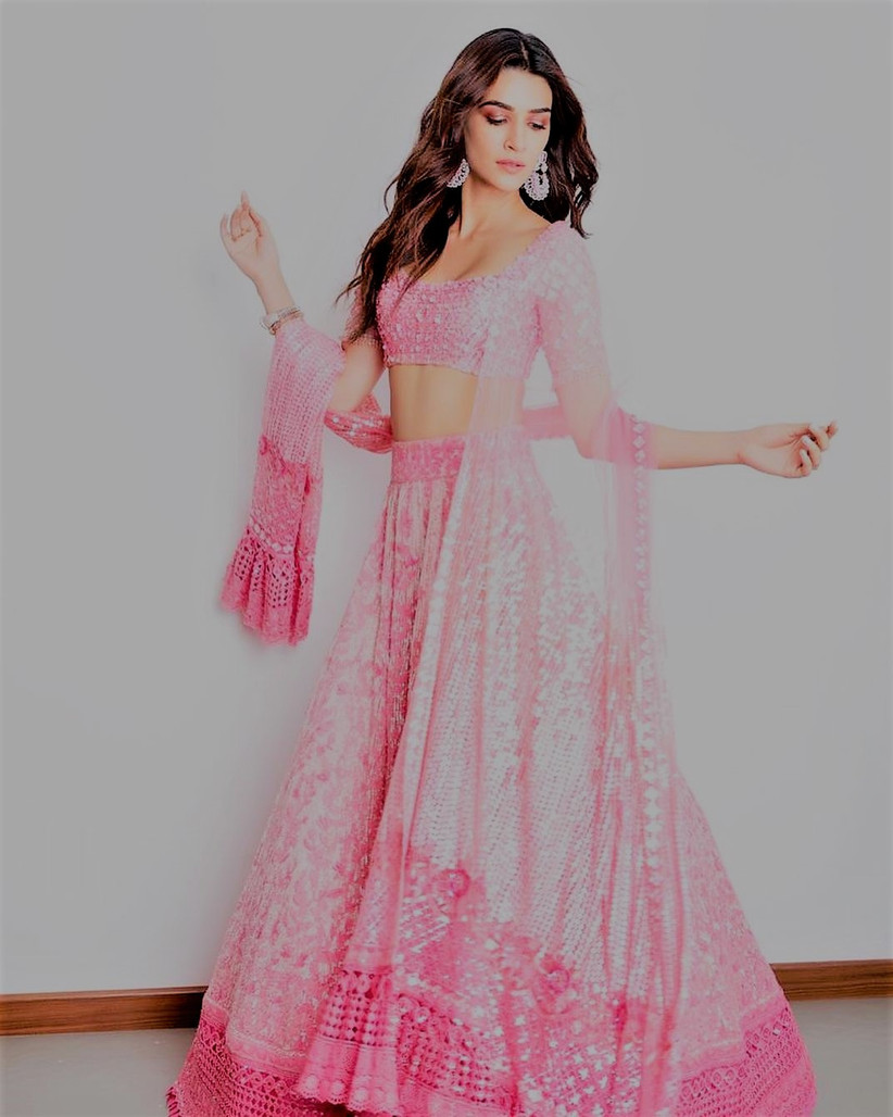 manish malhotra wedding lehenga online shopping