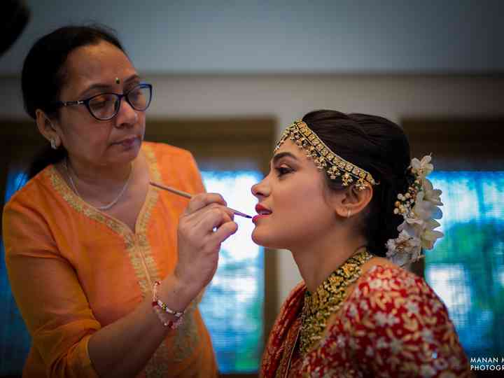 Lakme Eye Shadow Kit Price for Every Bride's Makeup Demand