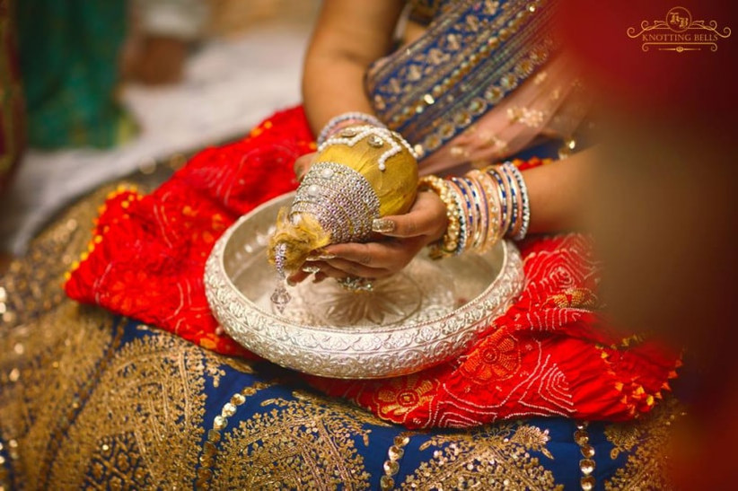 Read on to know all about Jain marriage rituals and traditions.