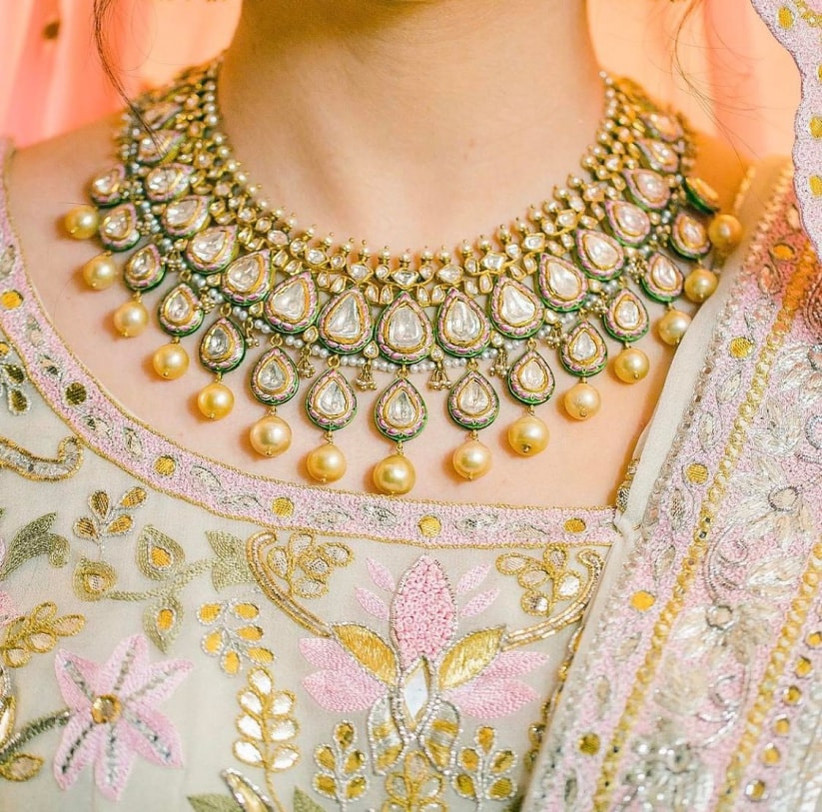 12 Jaw-Dropping Gold Kundan Necklace Ideas for Your Wedding