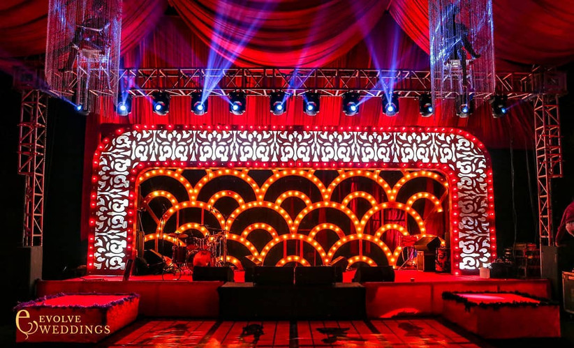 Have A Look At These 8 Stage Decoration Ideas For Wedding That Are