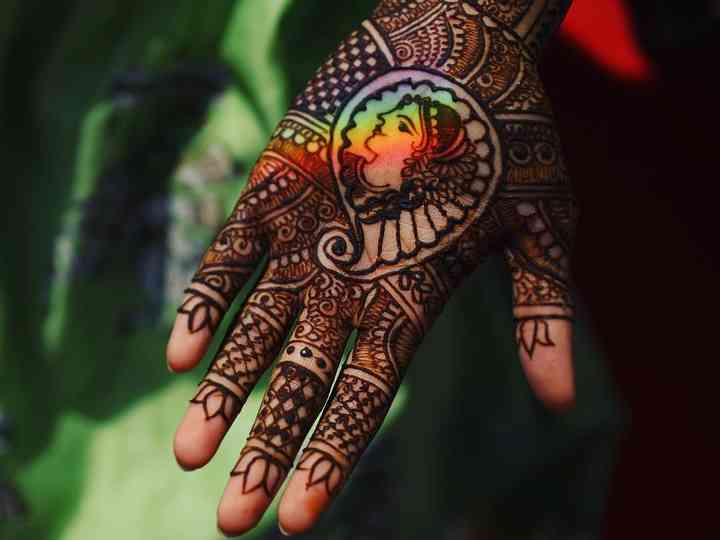 6 Simple Bridal Mehndi Designs For The Brides And Her Friends For
