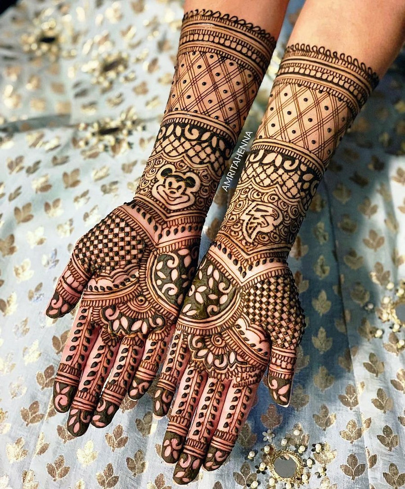 30 Simple Mehndi Designs For Hands That Work Wonders For The Bride