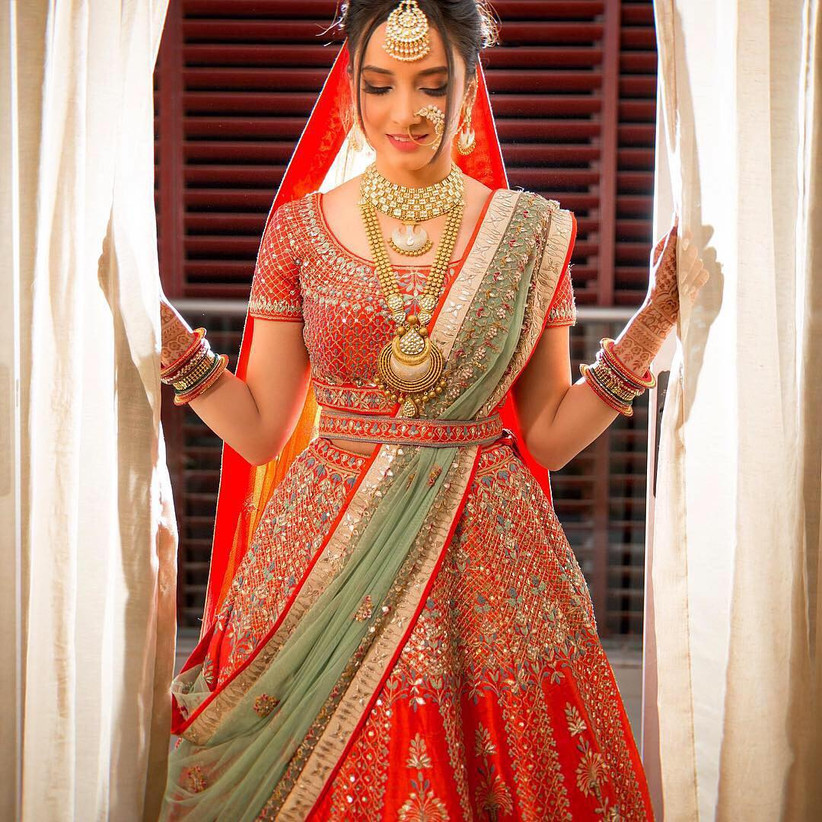 Indian wedding dress for short height girl 2025