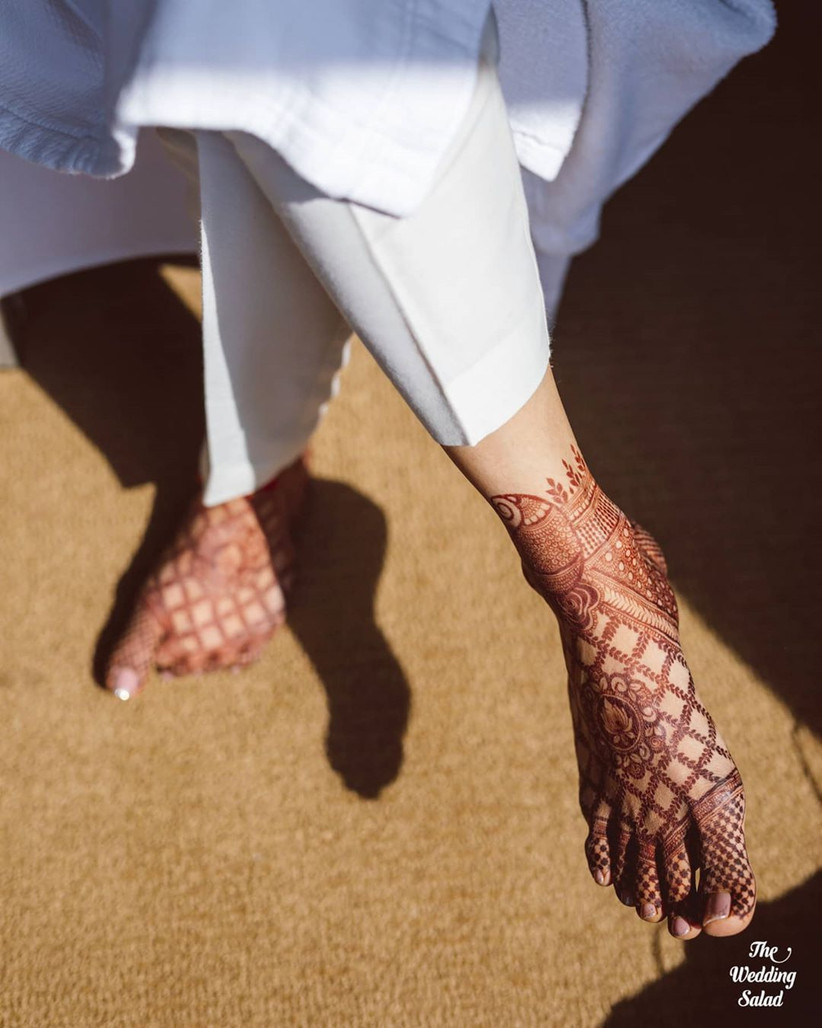 Arabic Mehndi Designs for Feet by The Wedding Salad