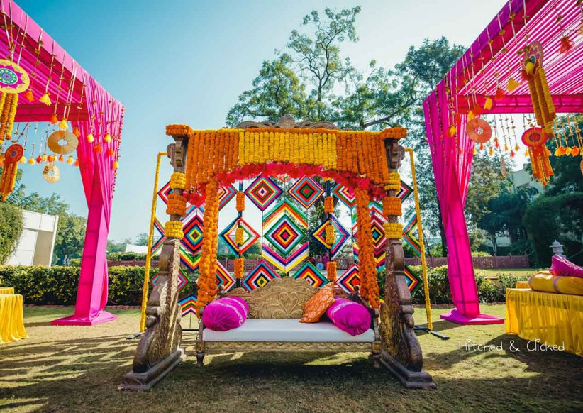 Breathtaking Mehndi Jhoola Trends for Your Summer 2020 Wedding