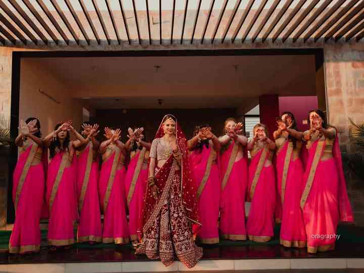 Photography Poses For Female All The Poses A Bride Needs To See If you are confused which outfit suits best to her, then here are some indian wedding dresses for bride's sister that you can suggest to her or buy for her. photography poses for female all the