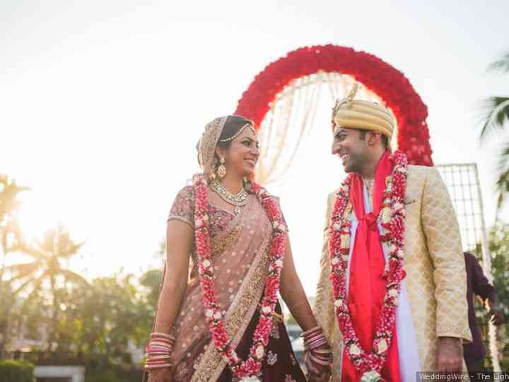 10 Varmala Songs That Will Breathe Romance Into Your Jaimala Ceremony 45 minutes most popular hindi poems like hathi raja ki thi shadi, upar most unique wedding entry and varmala concept designed and directed by team rajat jain. 10 varmala songs that will breathe