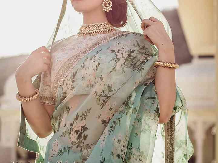 8 Hairstyle On Saree For Engagement Ideas That Can Help You